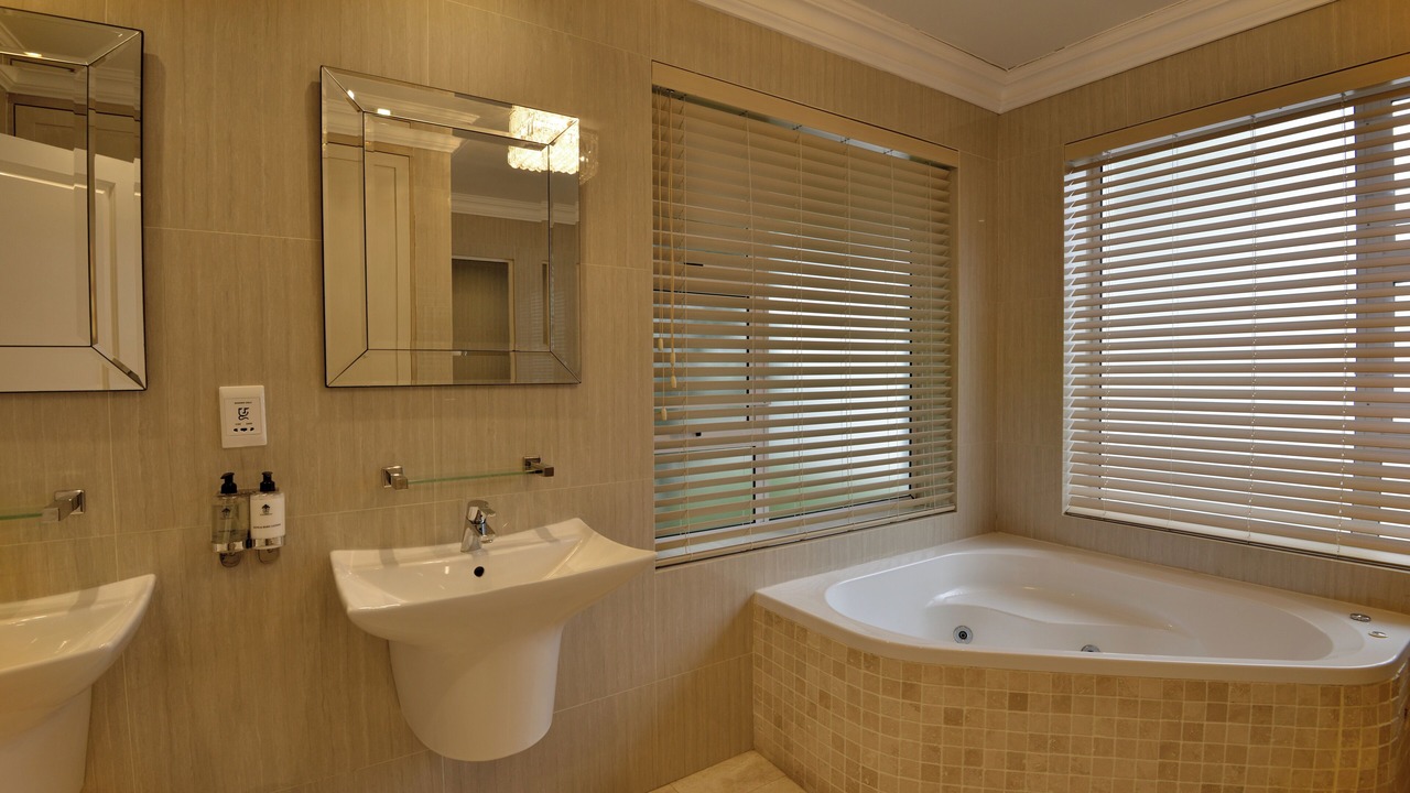 Photo of Bathroom in Drakenstein