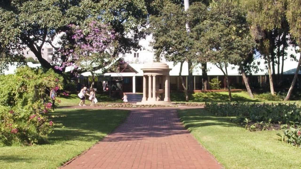 Photo of Outdoor in Essenwood