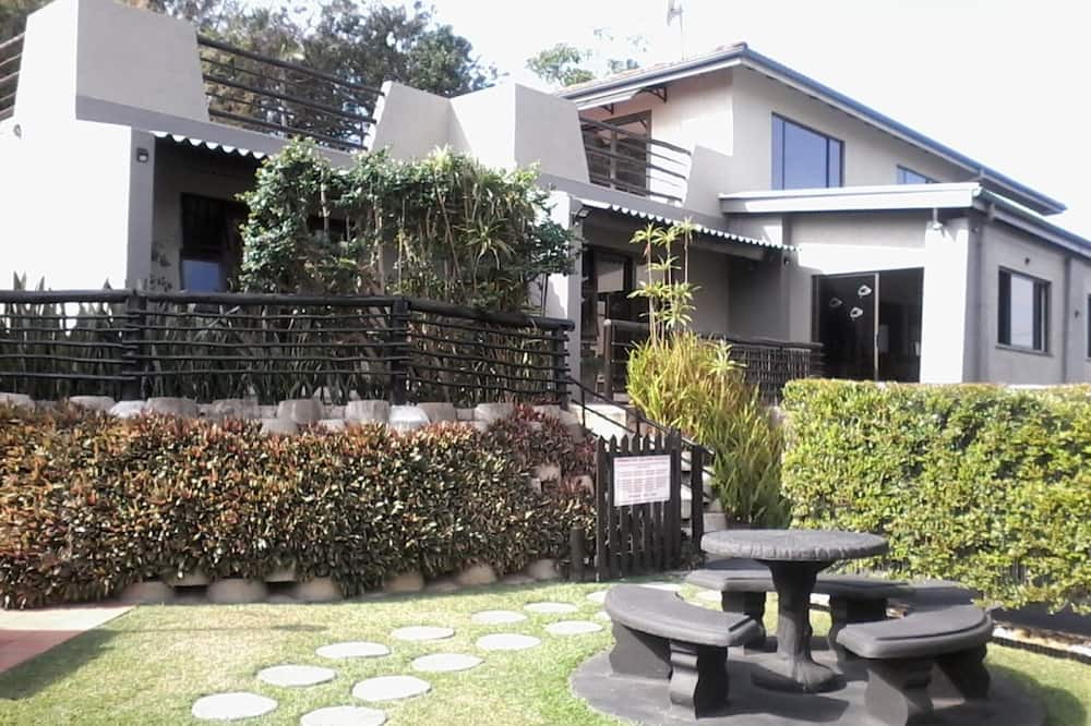Photo of Outdoor in Kingsburgh