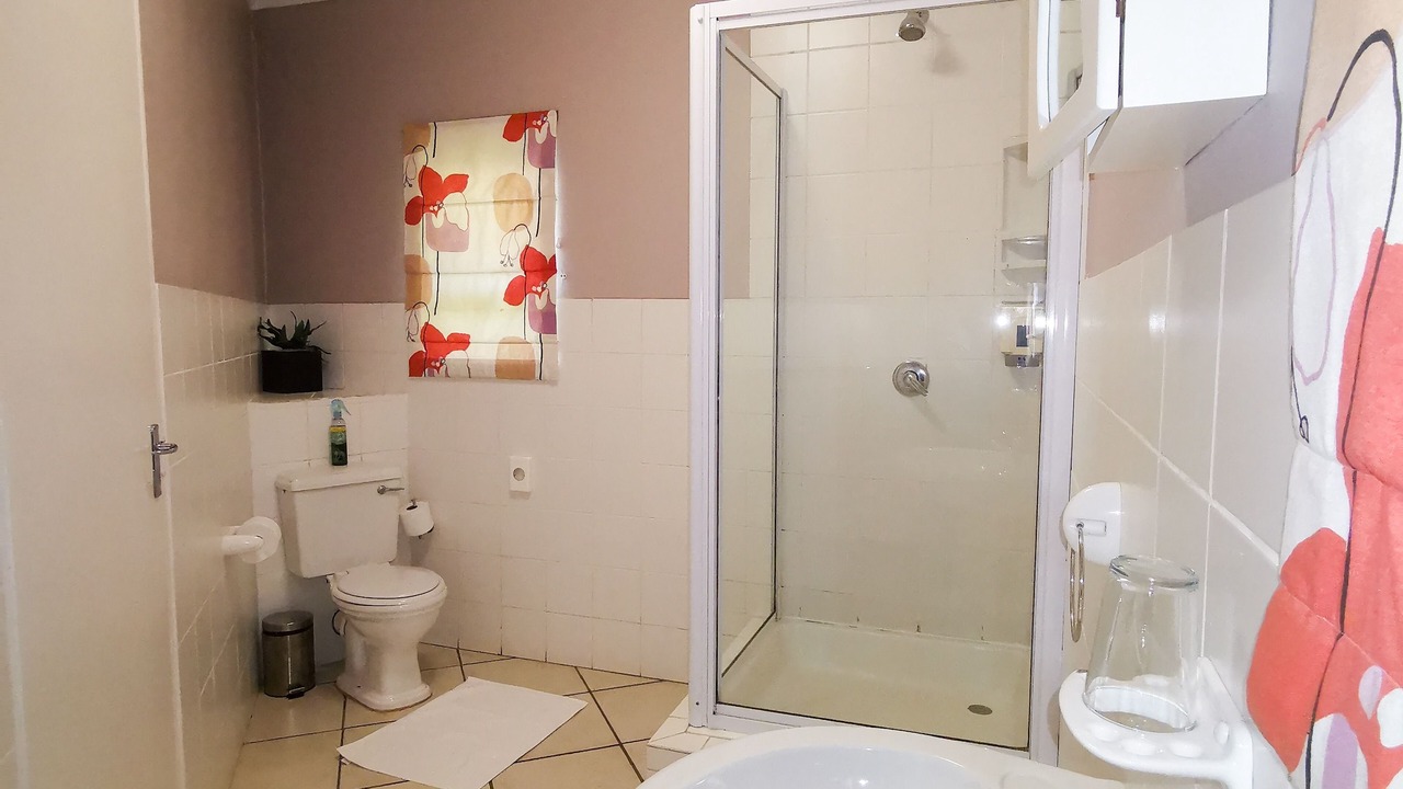 Photo of Bathroom in Hoedspruit