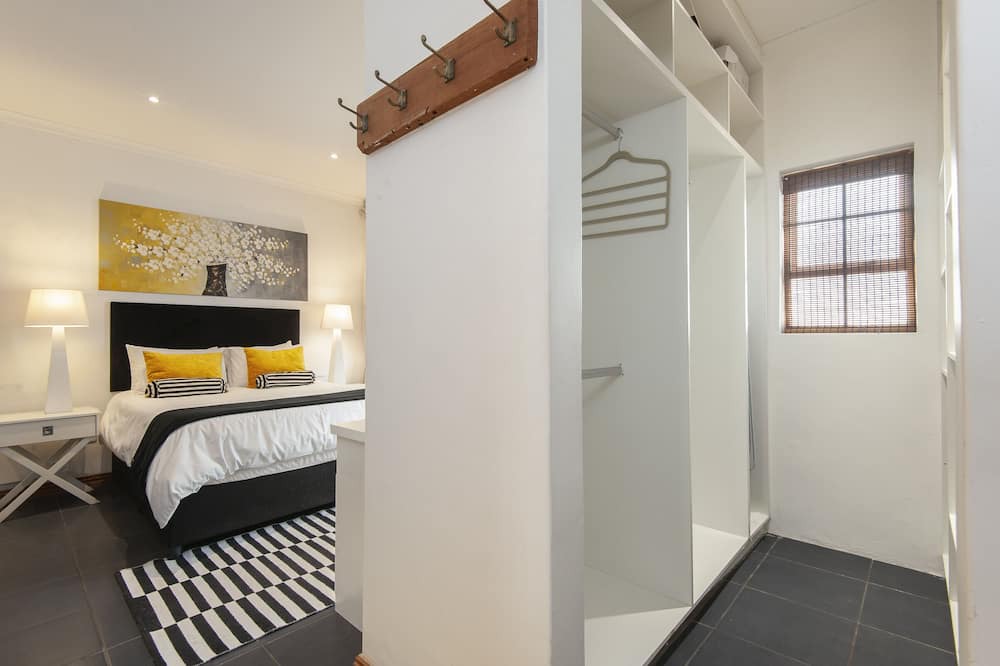 Photo of Bedroom in Hermanus City-Centre
