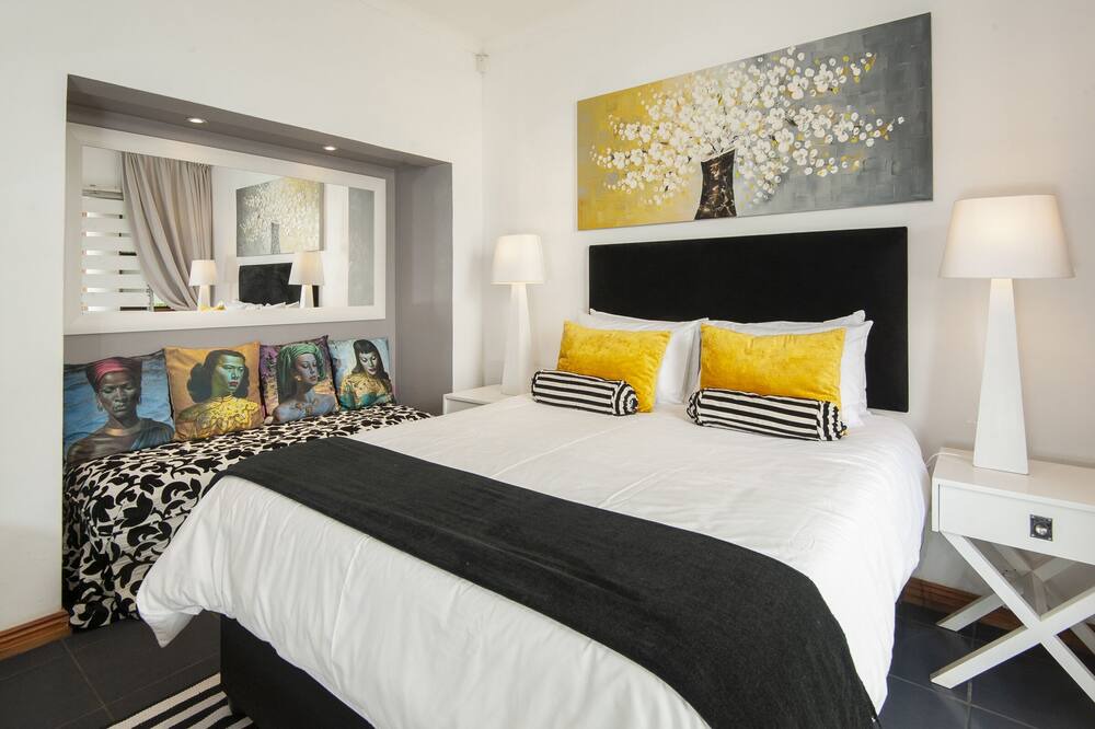 Photo of Bedroom in Hermanus City-Centre