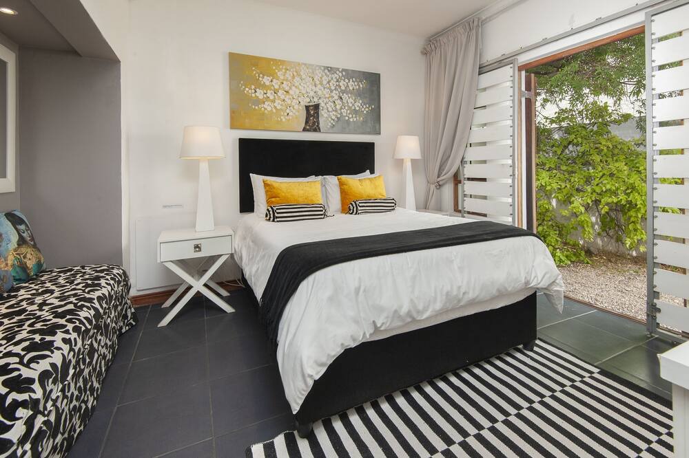 Photo of Bedroom in Hermanus City-Centre