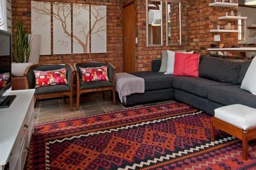 Photo of Livingroom in Hermanus City-Centre