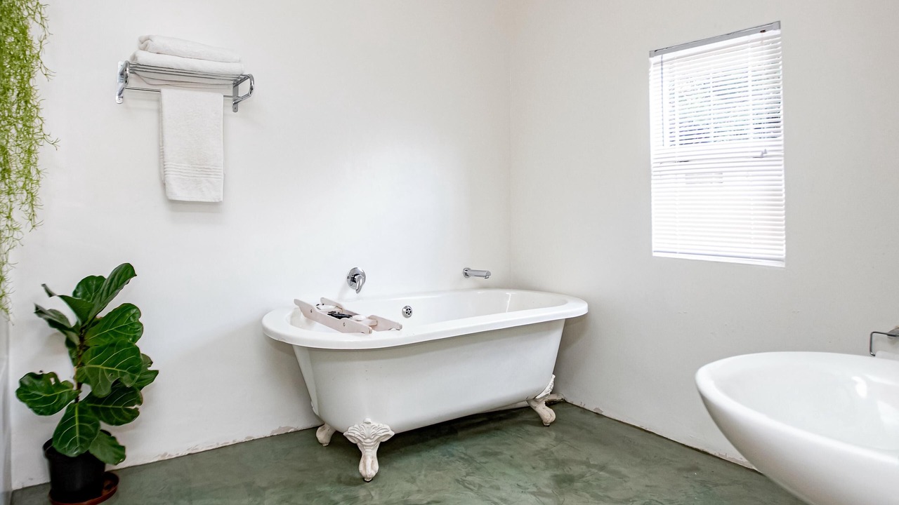 Photo of Bathroom in Greater Johannesburg Metropolitan Area