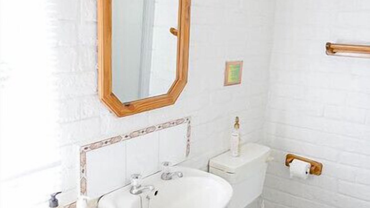 Photo of Bathroom in Sol Plaatjie