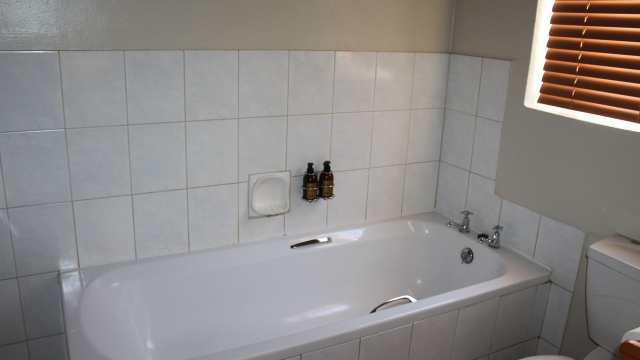 Photo of Bathroom in Three Sisters