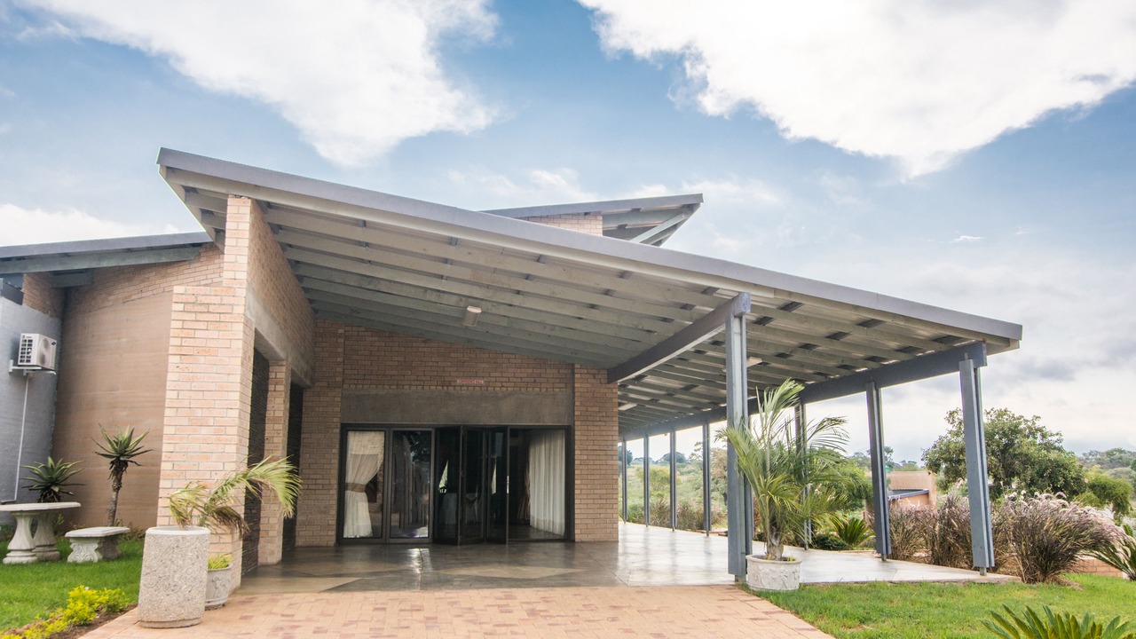 Photo of Buildings in Thorny Bush Game Reserve
