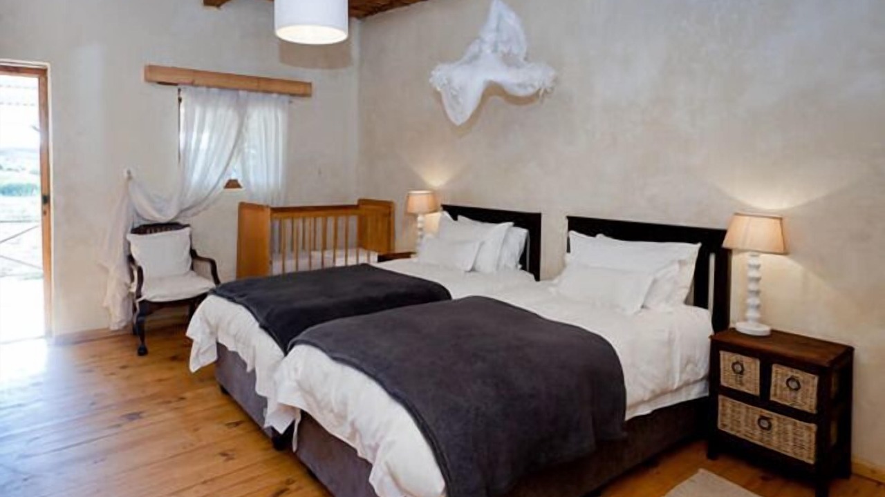 Photo of Bedroom in Oudtshoorn