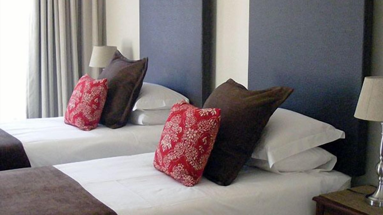 Photo of Bedroom in Oudtshoorn