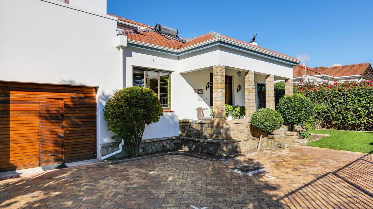 Photo of Outdoor in Mowbray