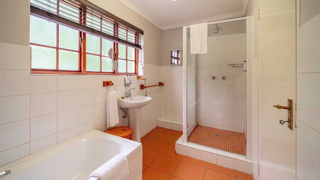 Photo of Bathroom in uMngeni