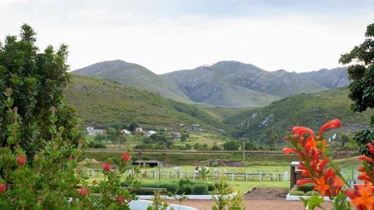 Photo of Others in Kareedouw