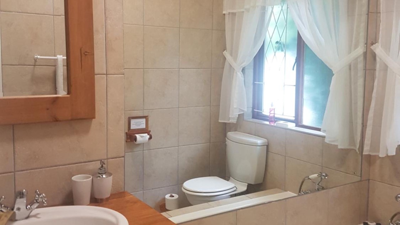 Photo of Bathroom in Kareedouw
