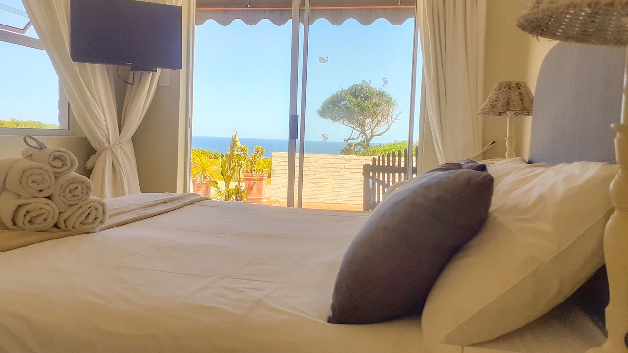 Photo of Bedroom in Wilderness Beach