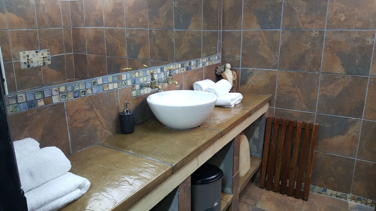 Photo of Bathroom in Hemel En Aarde