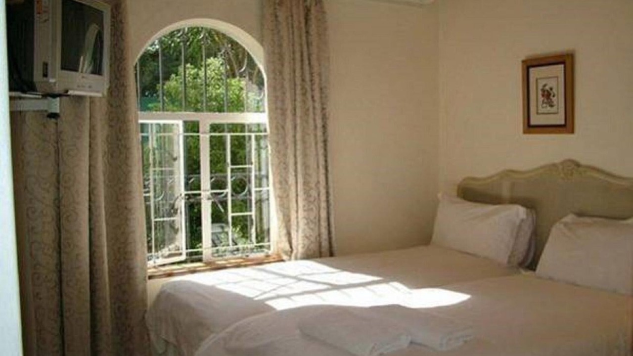 Photo of Bedroom in Baileys Muckleneuk