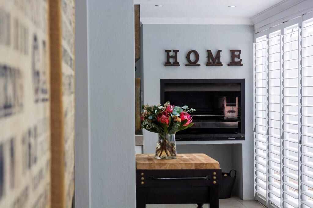 Photo of Livingroom in Stellenbosch Central