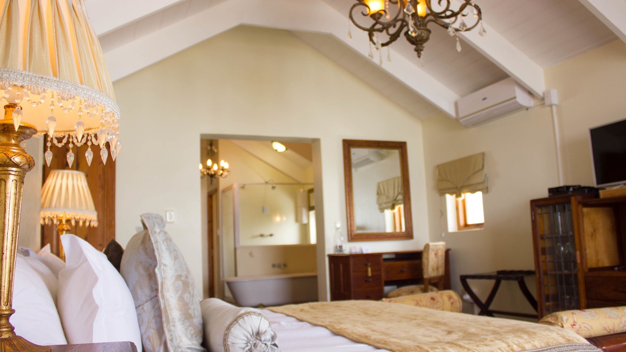 Photo of Others in Paternoster