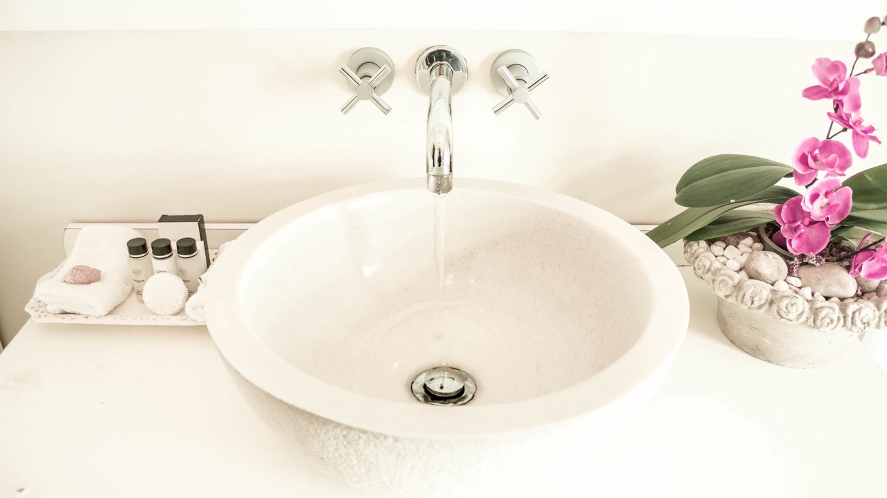 Photo of Bathroom in Paternoster
