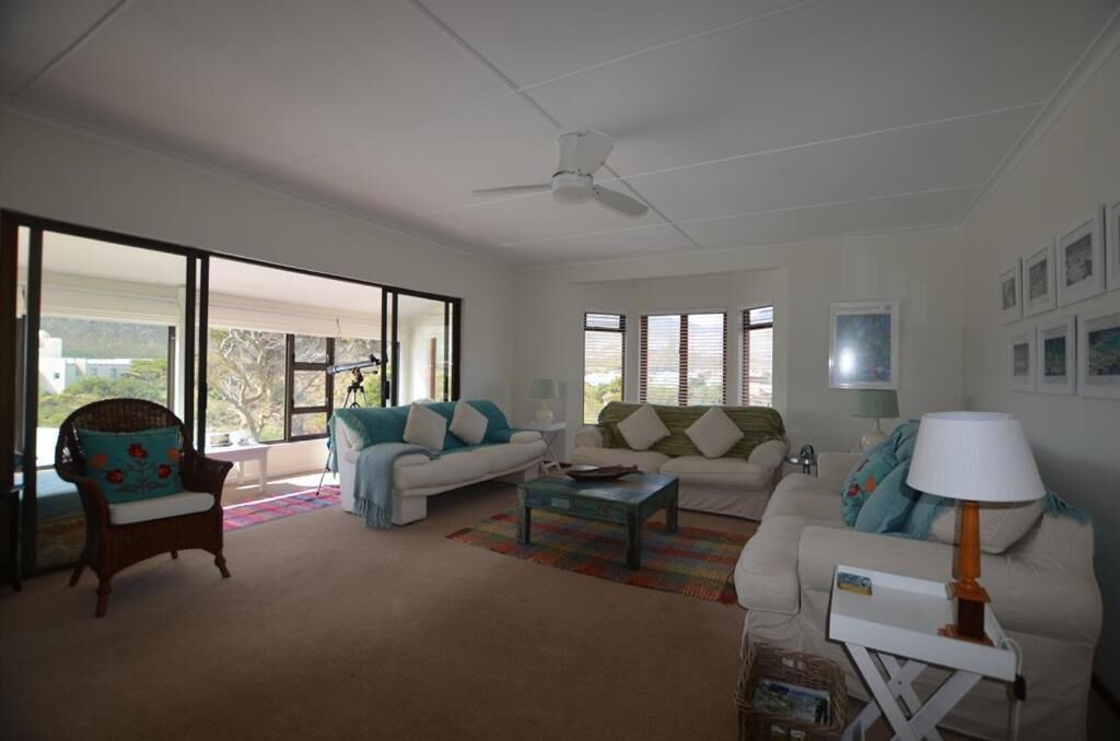 Photo of Livingroom in Pringle Bay