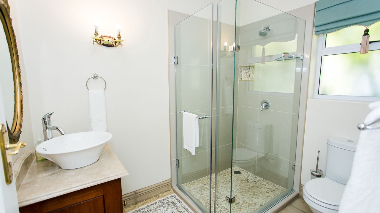 Photo of Bathroom in Greater Johannesburg Metropolitan Area