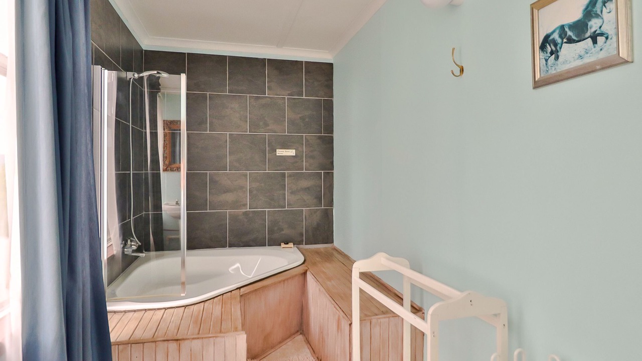 Photo of Bathroom in Fisherhaven