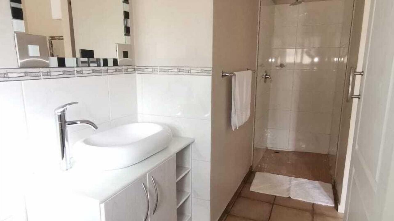 Photo of Bathroom in Douglas