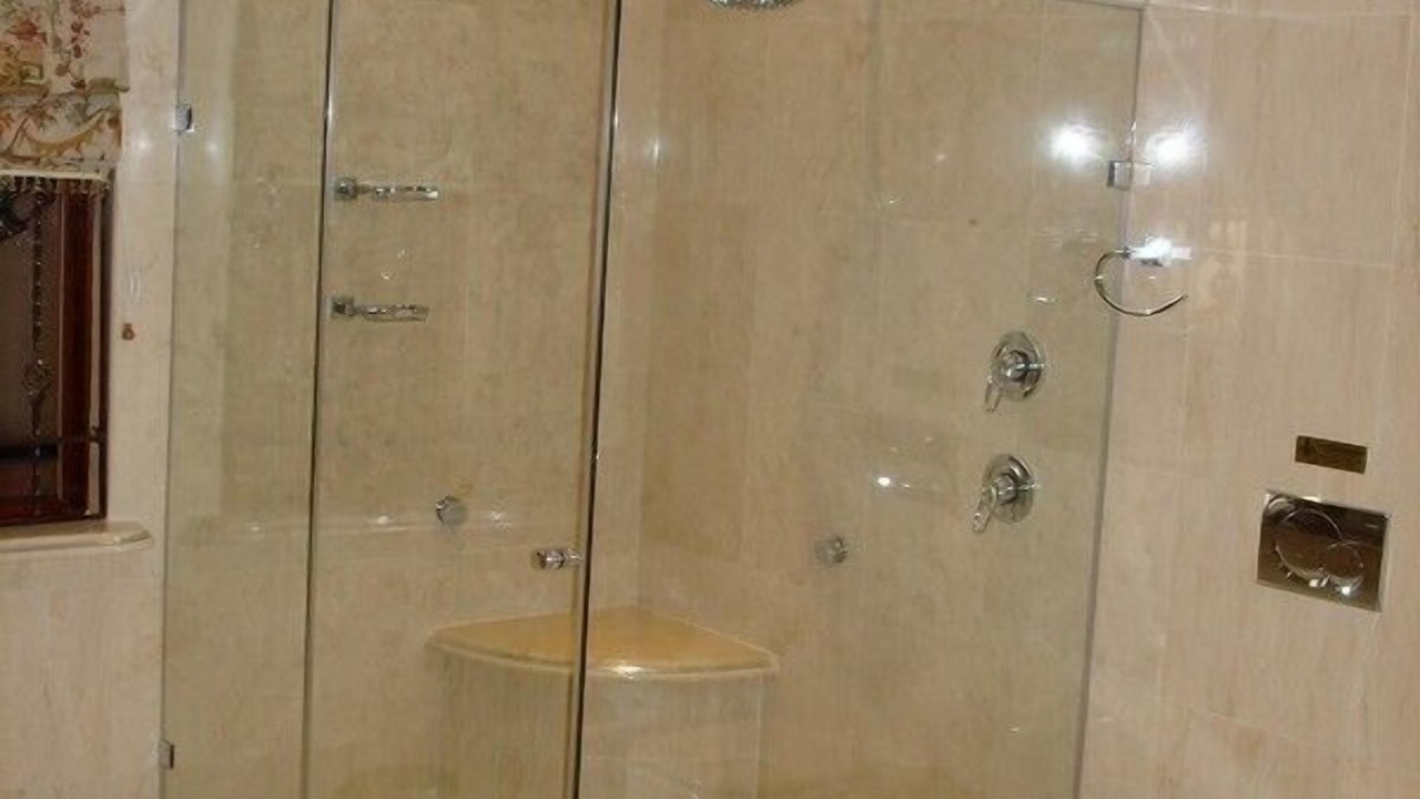 Photo of Bathroom in Kosmos