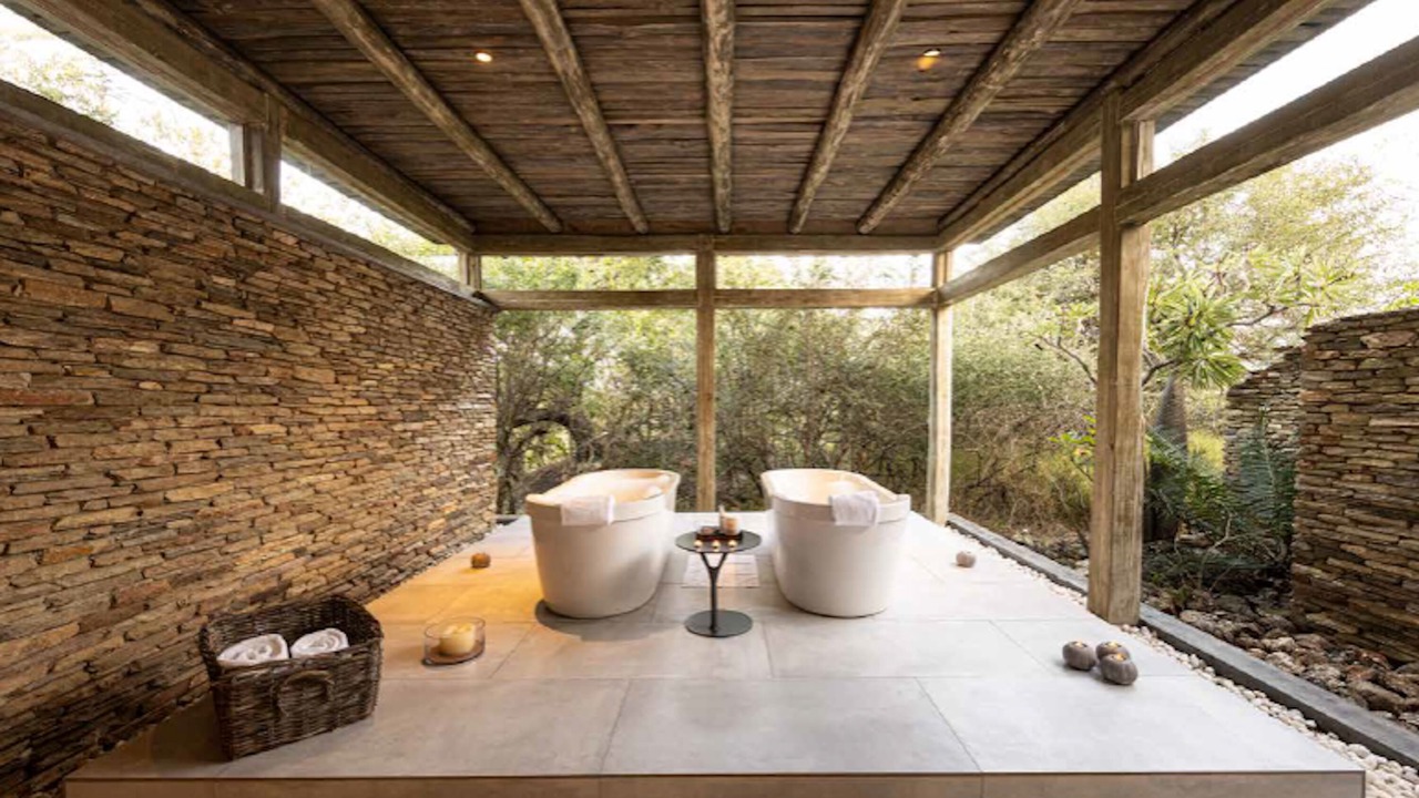 Photo of Bedroom in Thorny Bush Game Reserve