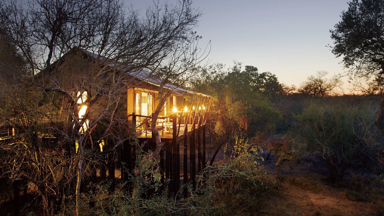 Photo of Buildings in Thorny Bush Game Reserve