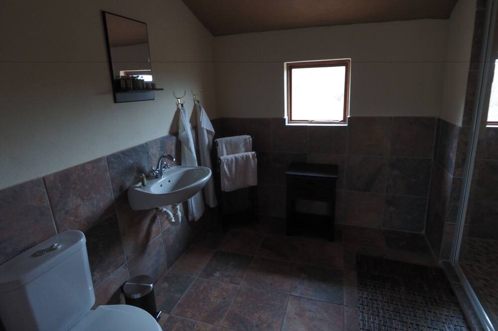 Photo of Bathroom in Paterson