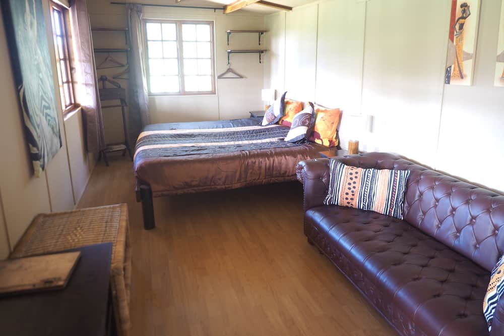 Photo of Livingroom in Paterson