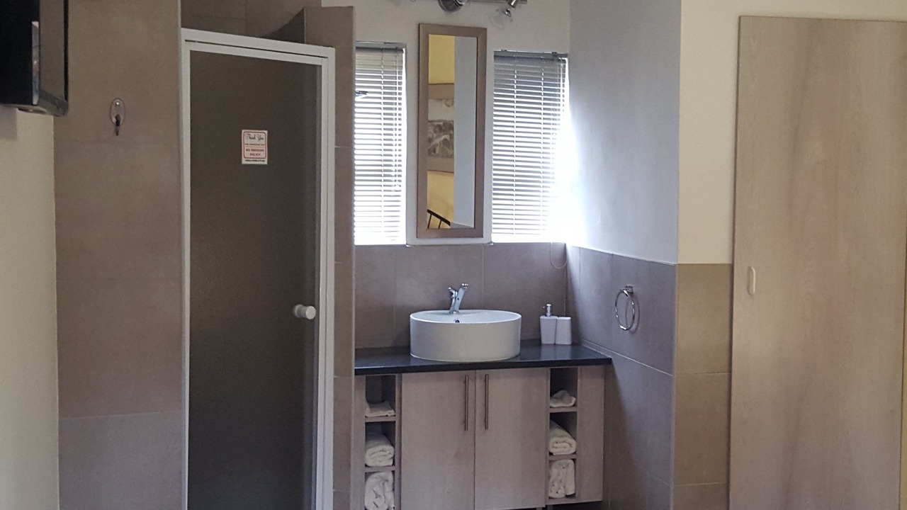 Photo of Bathroom in Elarduspark