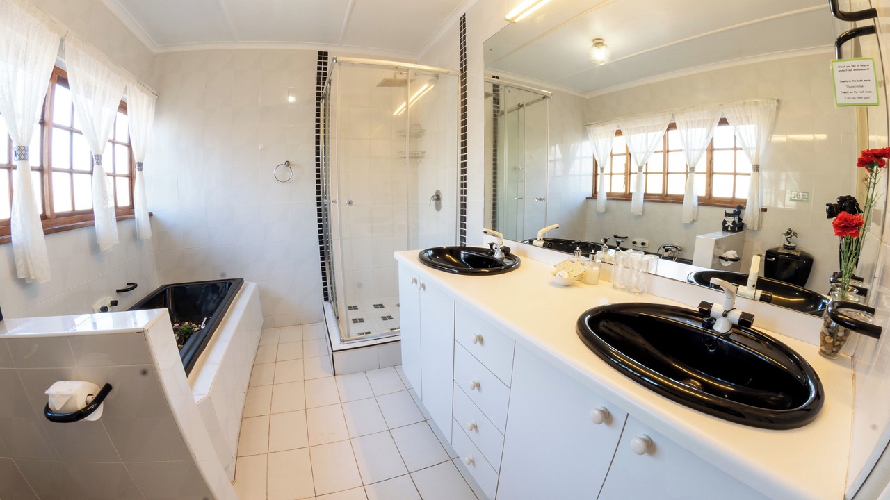 Photo of Bathroom in Maclear