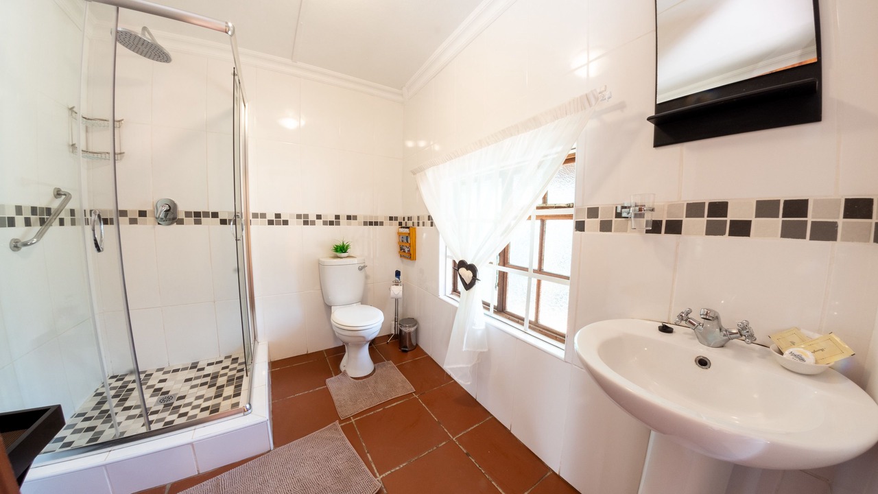 Photo of Bathroom in Maclear