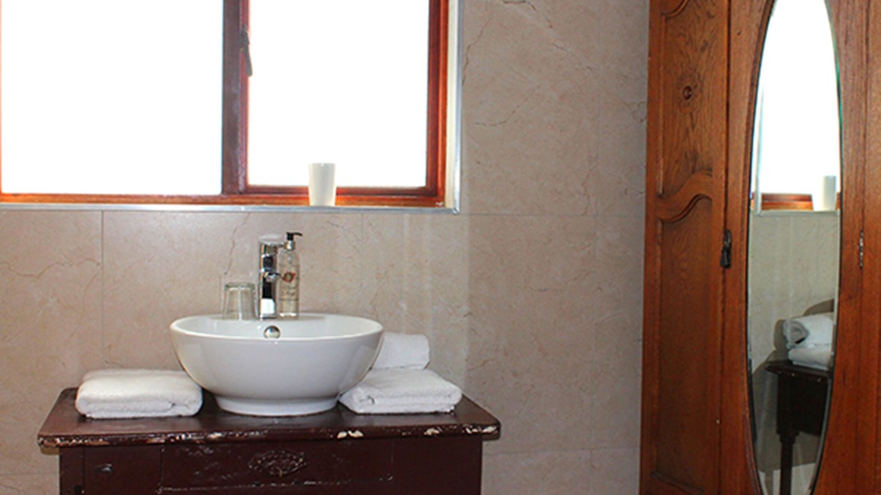 Photo of Bathroom in Shelley Point