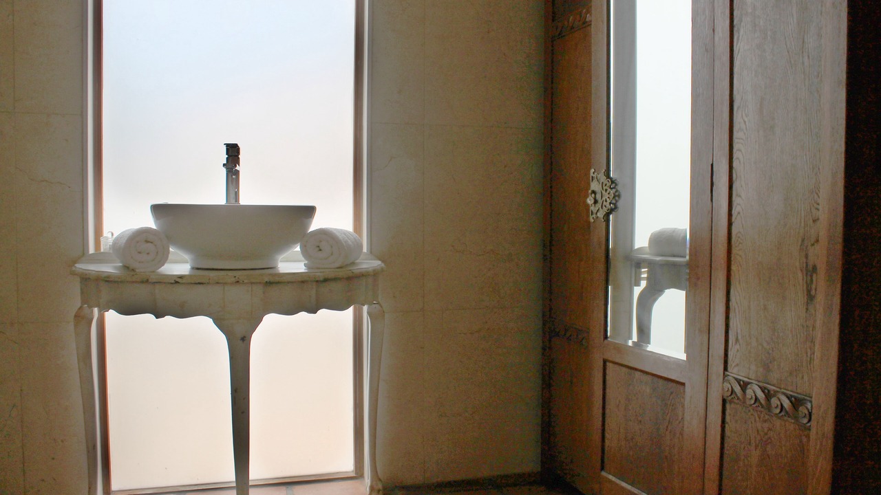 Photo of Bathroom in Shelley Point