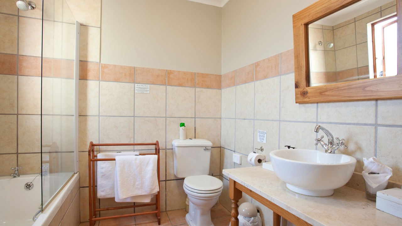 Photo of Bathroom in Drakenstein
