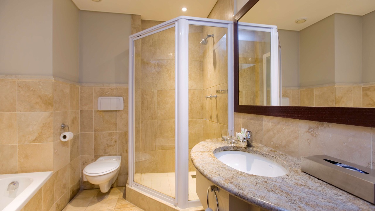 Photo of Bathroom in Pinnacle Point