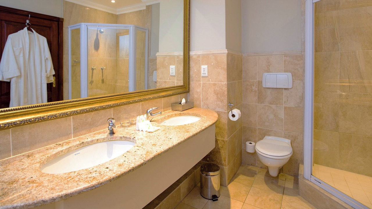 Photo of Bathroom in Pinnacle Point