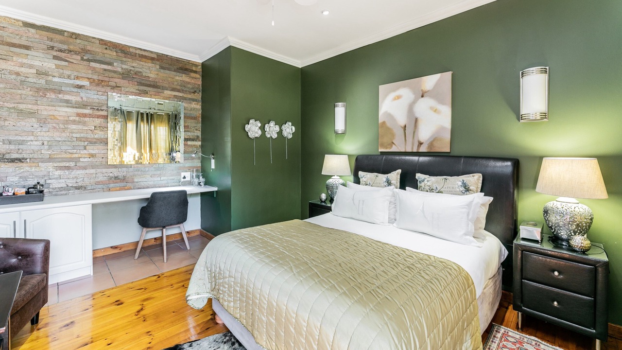 Photo of Bedroom in Berea