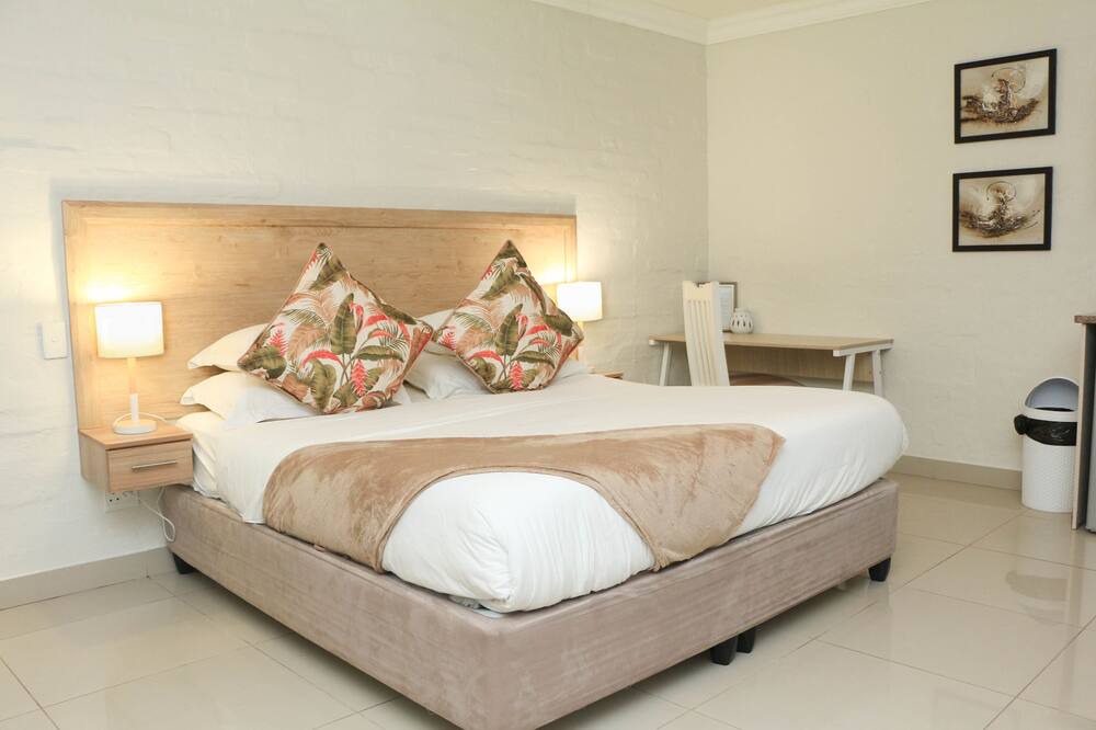 Photo of Bedroom in Athlone