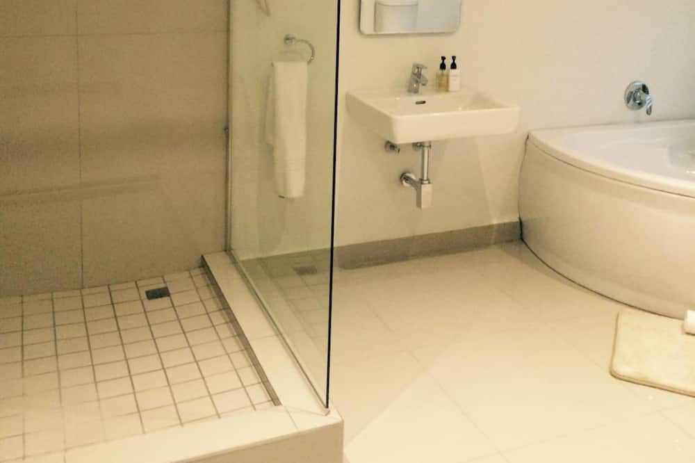 Photo of Bathroom in Athlone