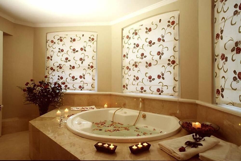 Photo of Bathroom in Riebeeck West