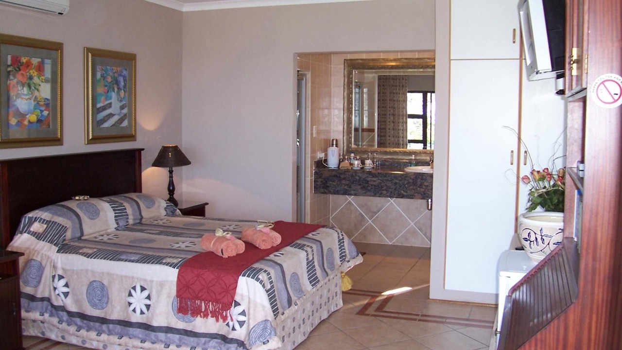 Photo of Bedroom in Illovo Beach