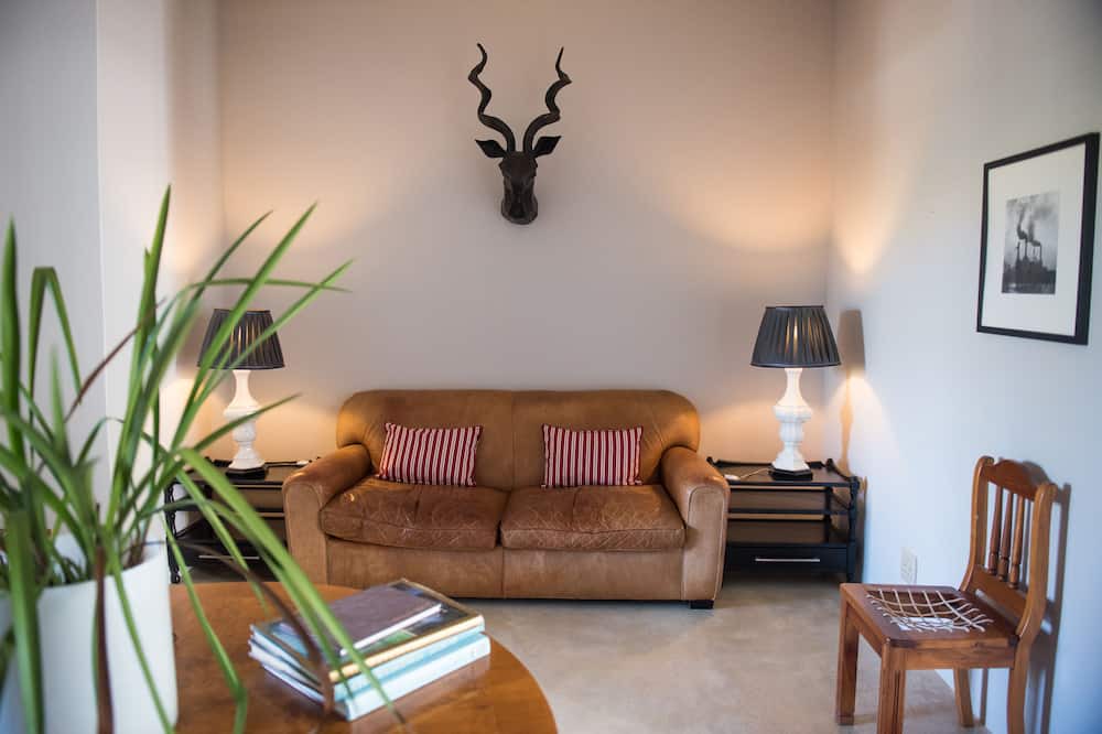 Photo of Livingroom in Stanford