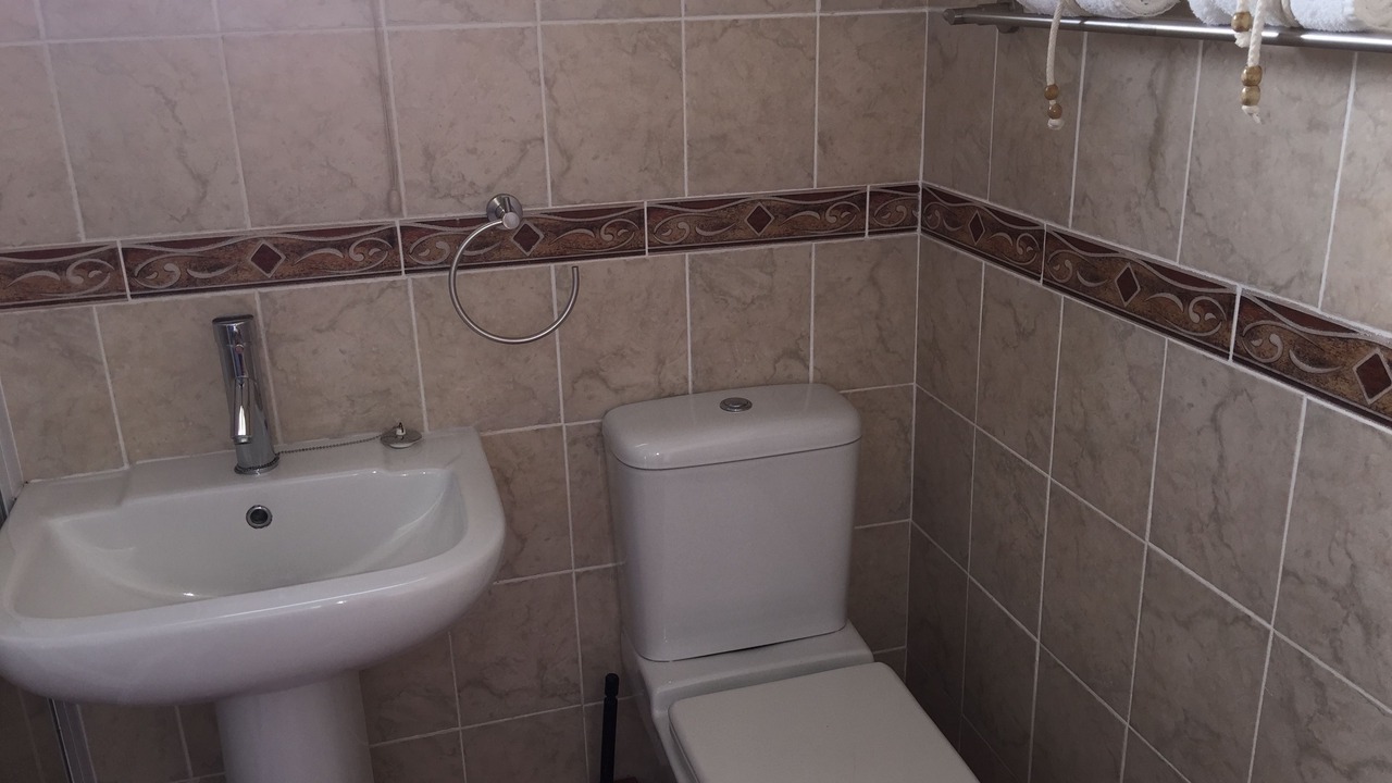Photo of Bathroom in Paternoster