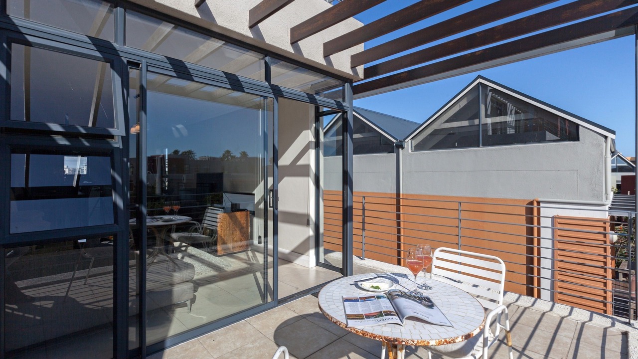 Photo of Patio Balcony in Century City
