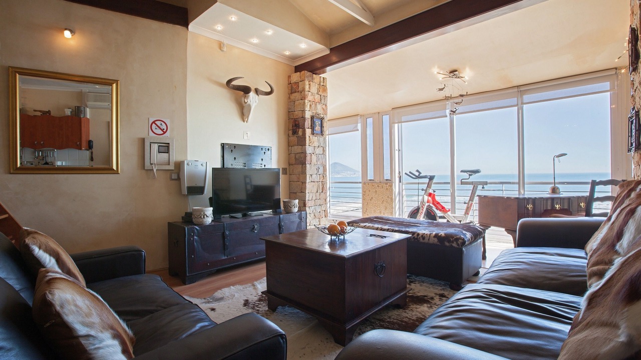 Photo of Bedroom in Lagoon Beach